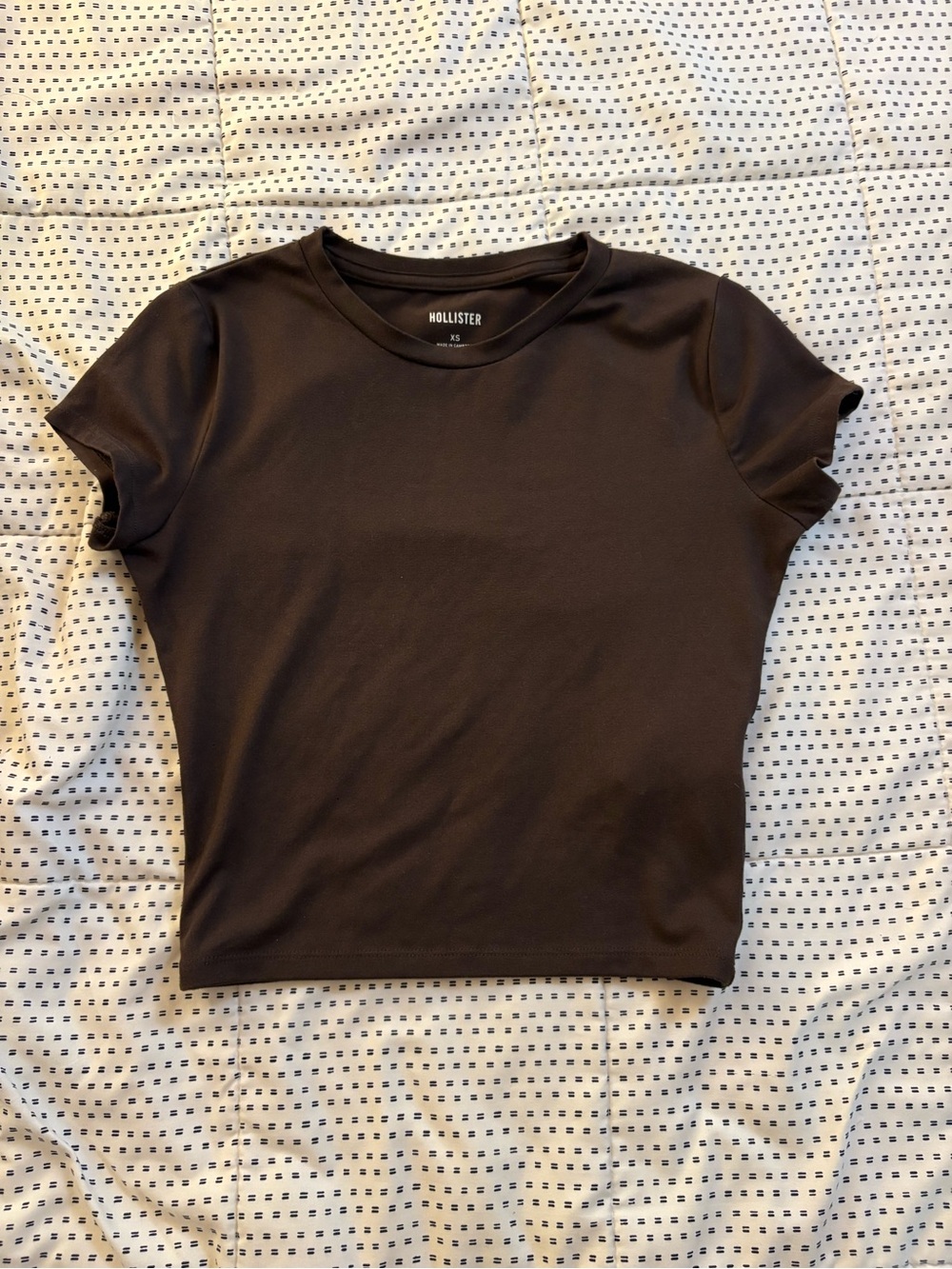 Hollister Brown Short Sleeve Crewneck Crop Tee